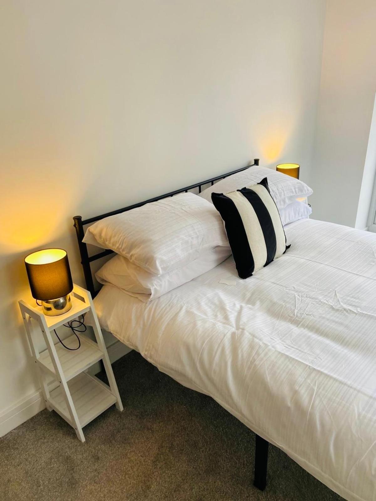 Modern Flat With Free Parking Close To Birmingham Centre Екстер'єр фото
