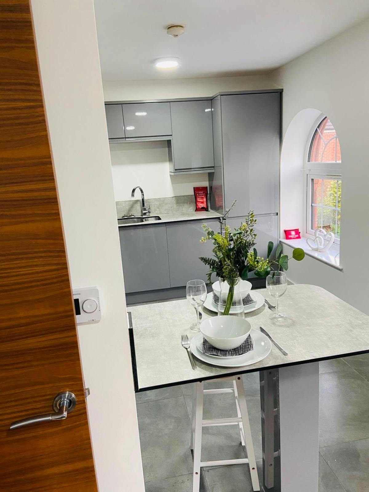 Modern Flat With Free Parking Close To Birmingham Centre Екстер'єр фото